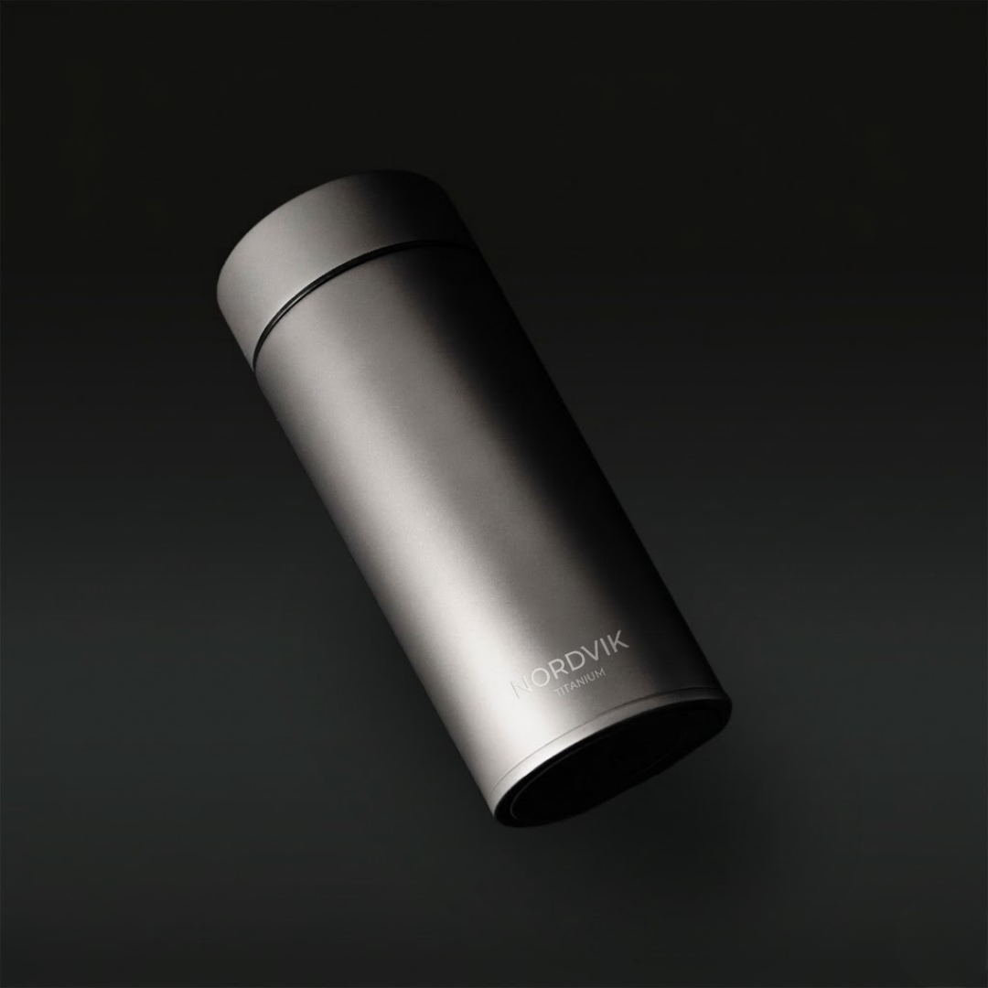 Nordvik® 100% Ren Titanium Vandflaske - Drik Rent, Lev Bedre.